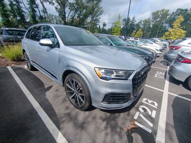 2021 Audi Q7 55 Premium Plus