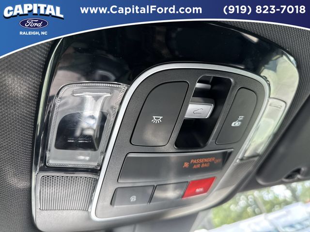 Used 2023 Beige Hyundai SEL image 33