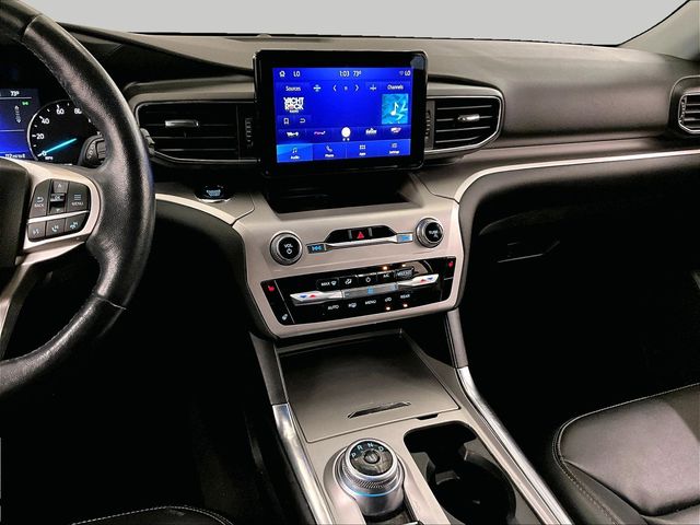 2022 Ford Explorer XLT - 5