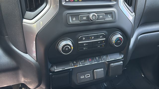 Used 2022 Black Chevrolet Custom image 29