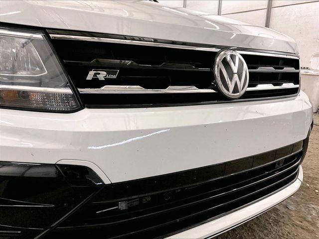 2021 Volkswagen Tiguan 2.0T SE R-Line Black White at South Hills CDJR