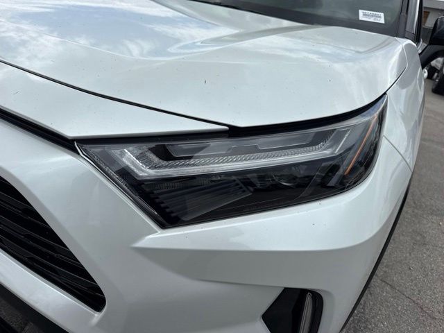 2024 Toyota RAV4 XSE - Photo 9