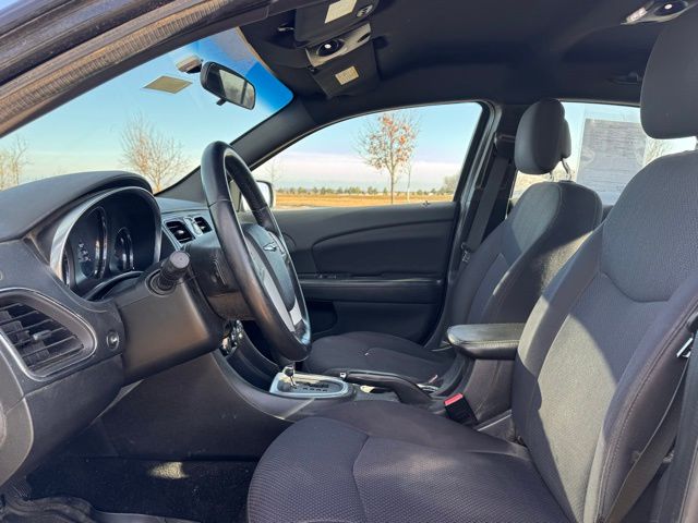 2013 Chrysler 200 Touring