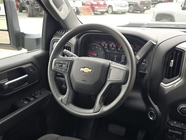 2025 Chevrolet Silverado 2500HD Custom:C02582