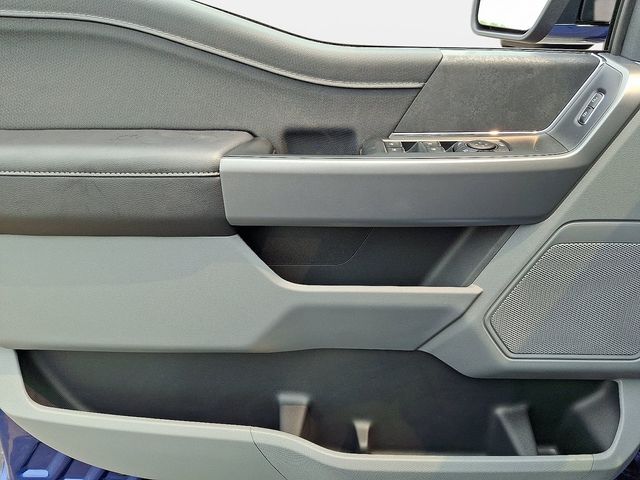 New 2026 Blue Ford XLT image 8