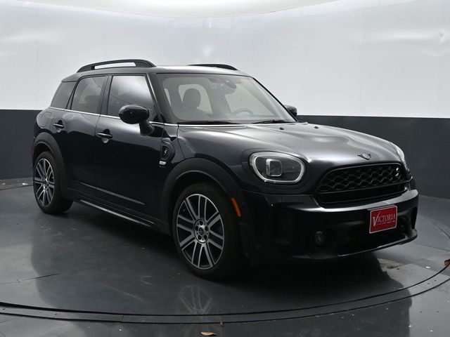 2024 MINI Cooper S Countryman Iconic - 3