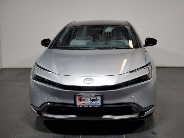 2024 Toyota Prius Limited photo