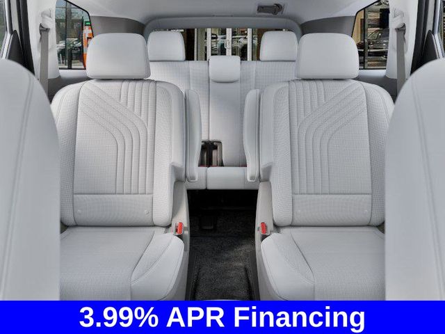 New 2026 White Hyundai SEL Premium image 14