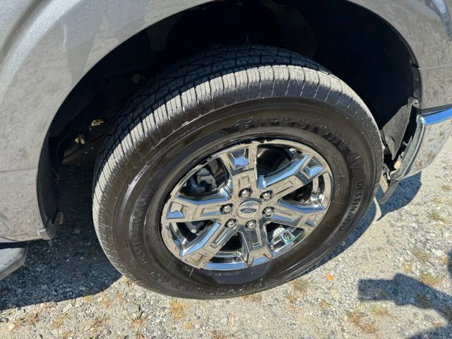 Used 2021 Gray Ford XLT image 9