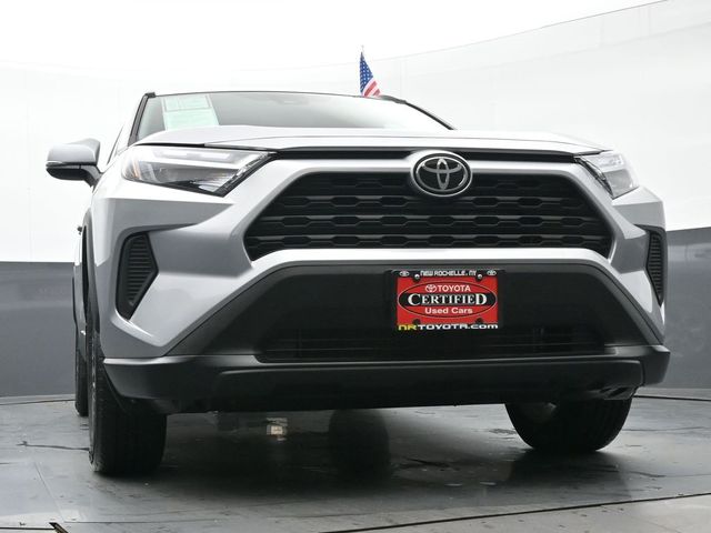 2024 Toyota RAV4 XLE 43