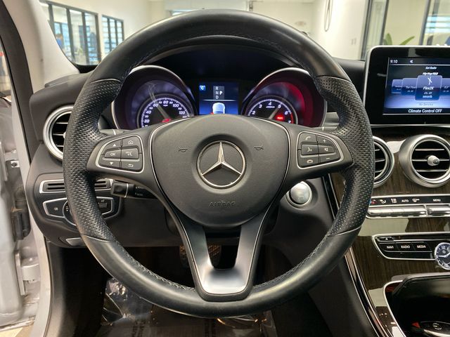 Used 2018  Mercedes-Benz C 300 image 19