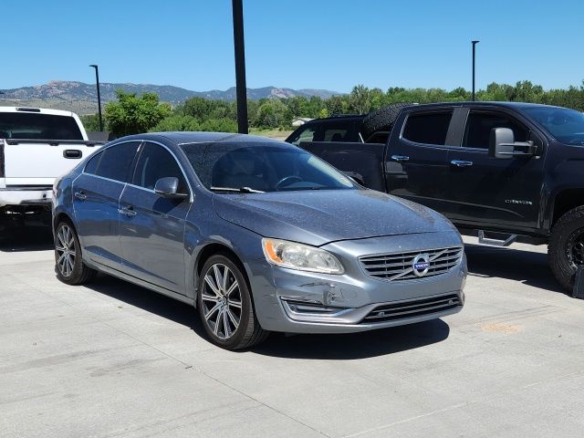 Gray Metallic 2016 Volvo S60 T5 Inscription Drive-E Sedan Front-Wheel Drive Automatic
