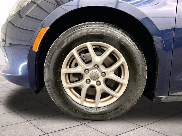 2017 Chrysler Pacifica Touring - 7