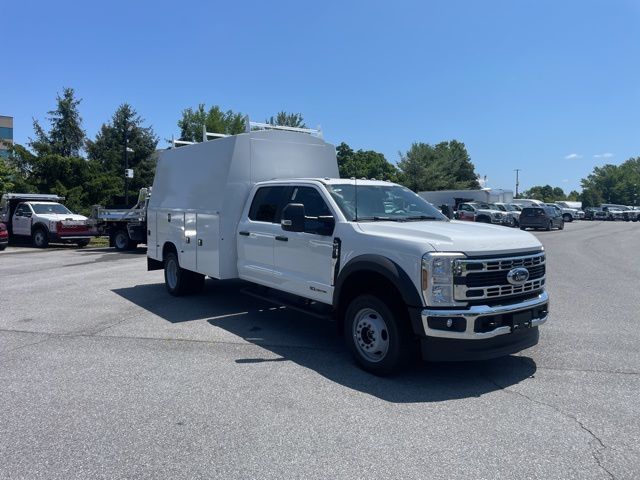 2025 Ford F-550 Super Duty 