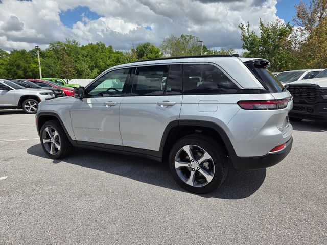 New 2026 Silver Jeep Limited image 9