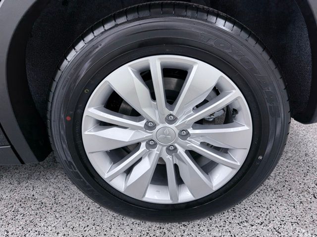 2026 Mitsubishi Outlander ES - Photo 14