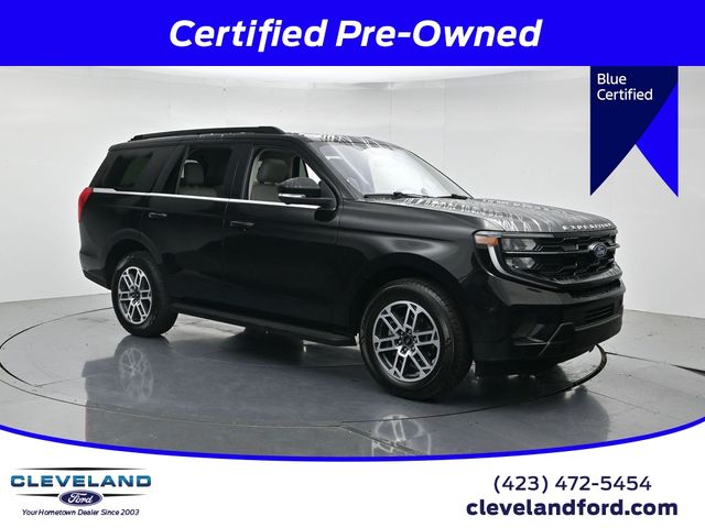 Black Metallic 2025 Ford Expedition SUV / Crossover Four-Wheel Drive Automatic