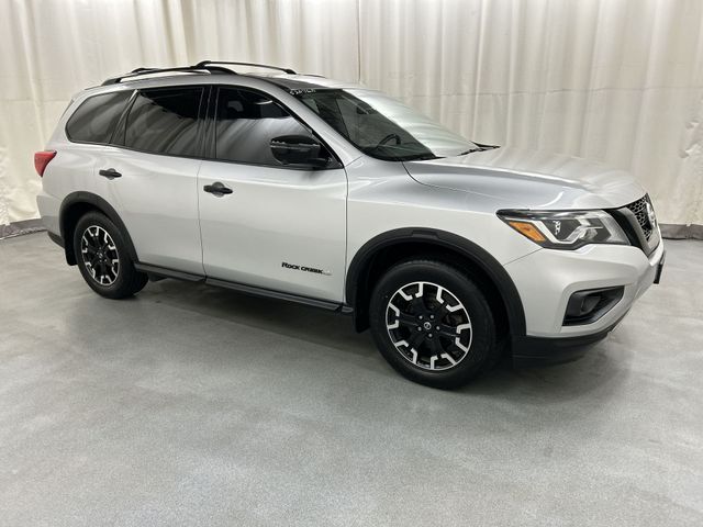 Nissan Pathfinder SL 4WD