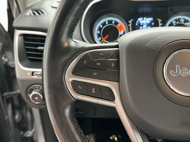 2021 Jeep Cherokee Latitude Lux Gray at Klick Lewis Buick Chevrolet