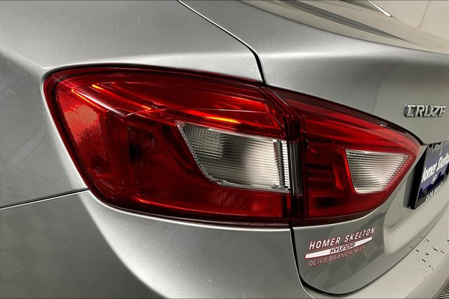 Used 2019 Chevrolet Cruze For Sale in OLIVE BRANCH, MS