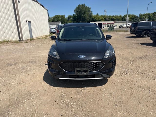 2020 Black Metallic Ford Escape SE AWD SUV