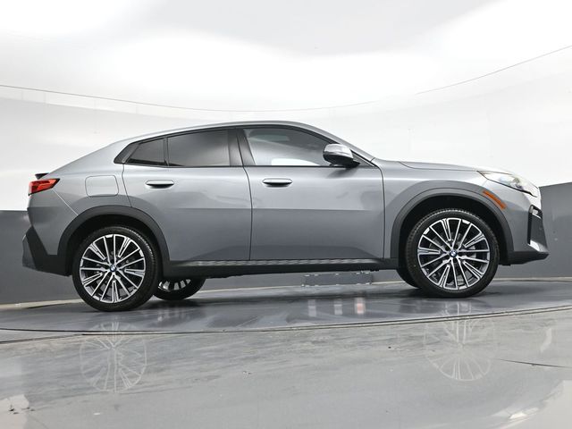 New 2026 Gray BMW xDrive28i image 32