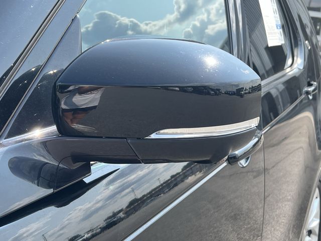 Used 2024 Black Land Rover S image 45