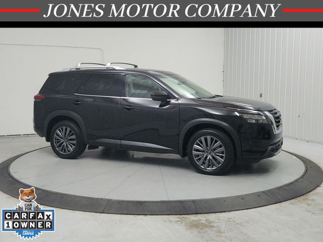 2025 Nissan Pathfinder SL 4WD