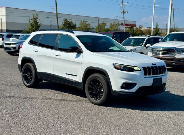 2023 Jeep Cherokee Altitude