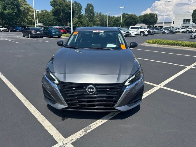2025 Nissan Altima SV - Photo 10