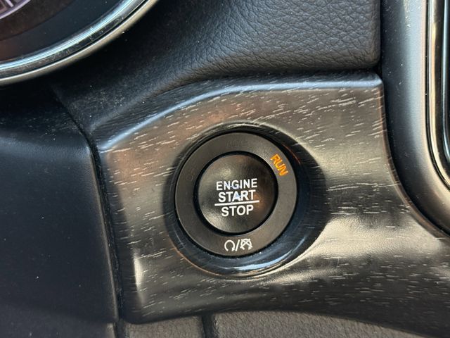 2018 Jeep Grand Cherokee Altitude Silver at Autostrade