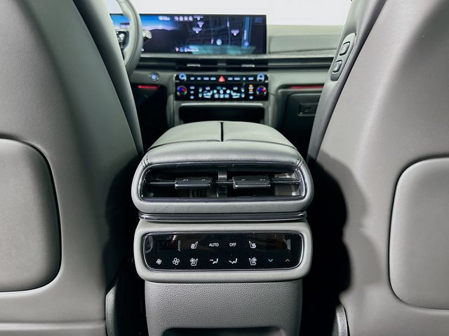 Thumbnail: 2026 Genesis GV80 - 18