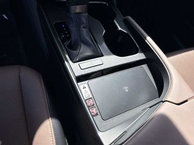 2024 Lexus ES - $42,788