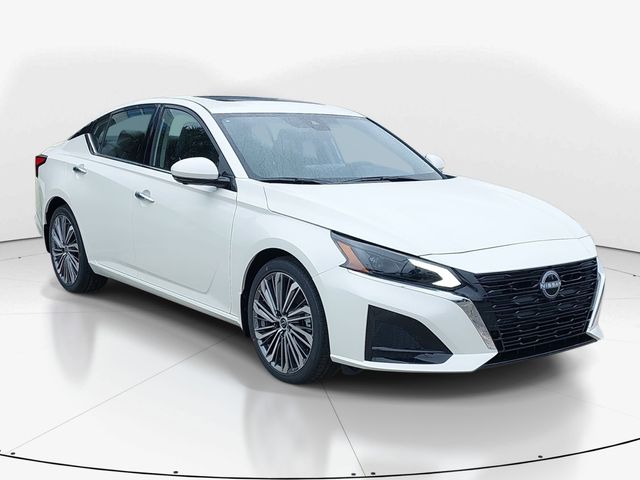 2025 Nissan Altima 2.5 SL's photo