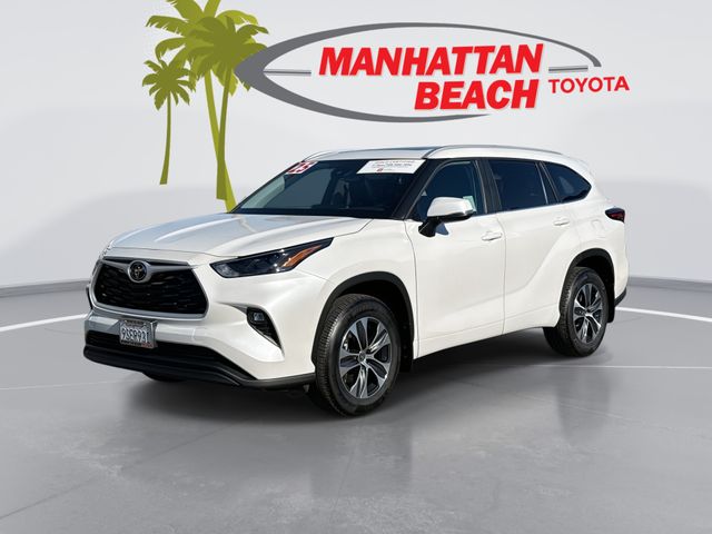 2025 Toyota Highlander XLE AWD