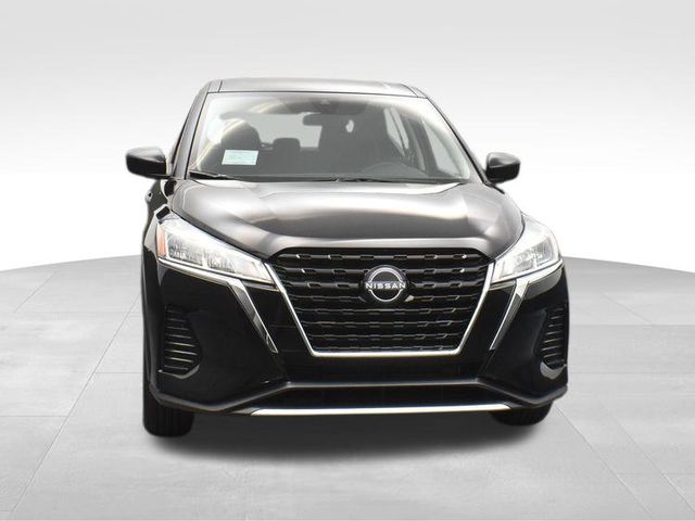 2024 Nissan Kicks S 4