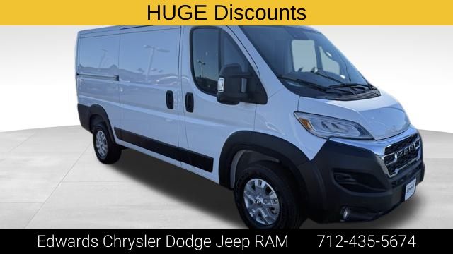2025 RAM ProMaster 2500 Tradesman 136 Low Roof Cargo Van FWD