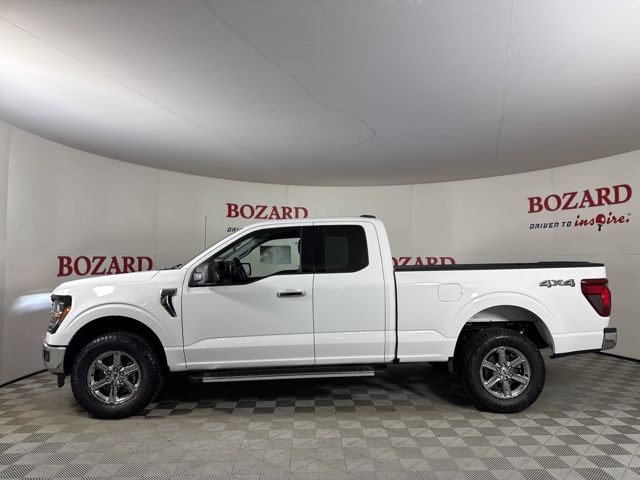 2025 Oxford White Ford F-150 XLT 4X4 Truck
