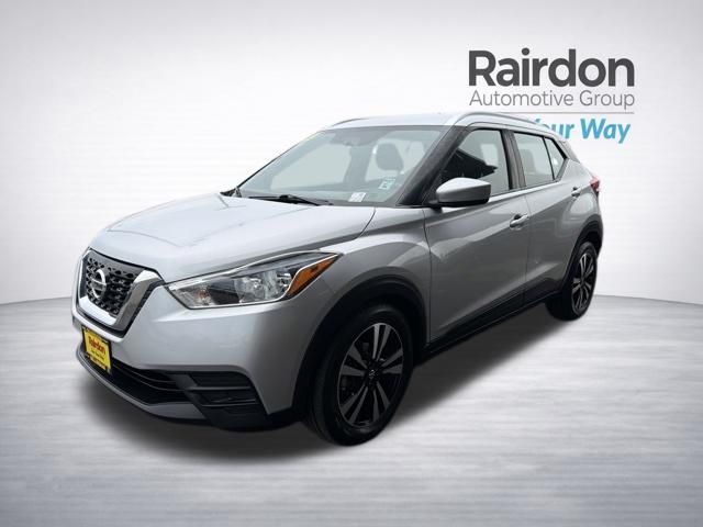 Brilliant Silver Metallic 2019 Nissan Kicks SUV / Crossover Front-Wheel Drive Continuously Variable Transmission