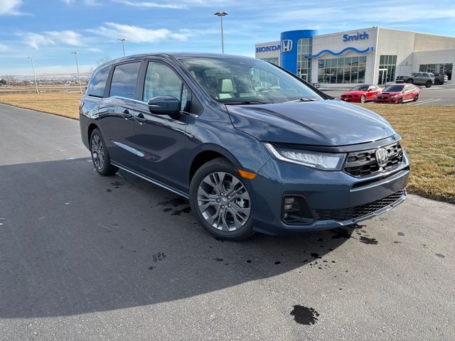 2026 Honda Odyssey Touring FWD