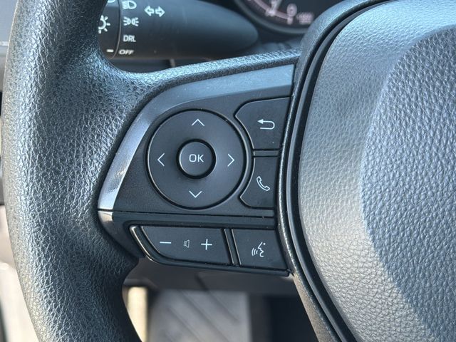 2024 Toyota RAV4 LE - Photo 10