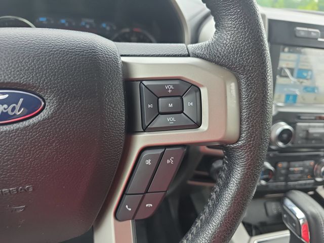 Used 2016 White Platinum Clearcoat Metallic Ford Lariat image 18