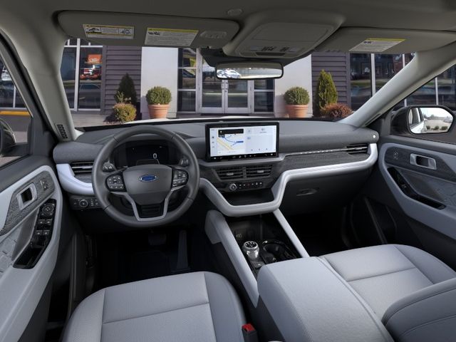 New 2026 White Ford Platinum image 9