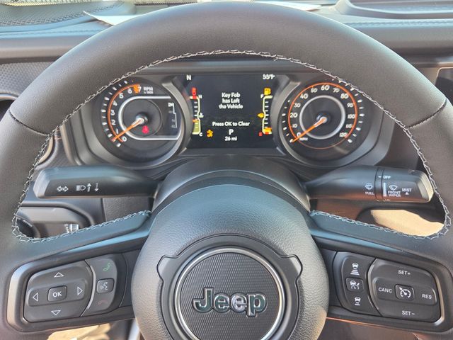 New 2026 White/off-white Jeep Mojave image 22