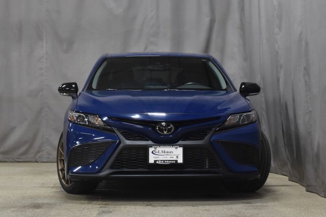 View vehicle photo 5