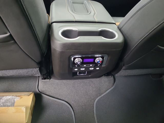 2021 – GMC – Yukon XL