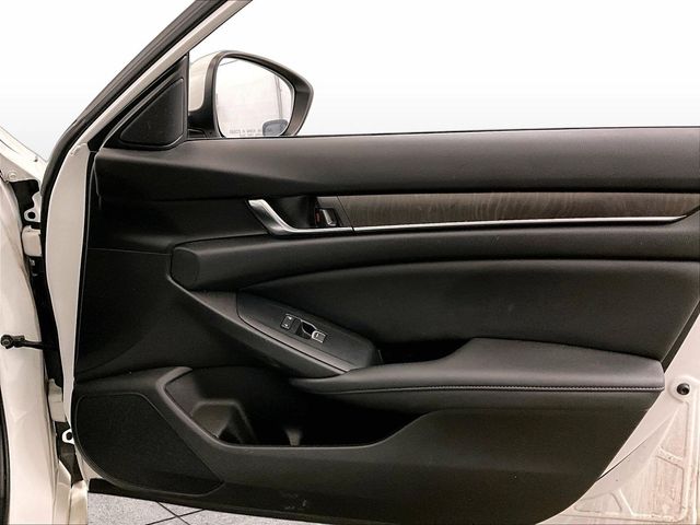 2019 Honda Accord EX White at Honda North
