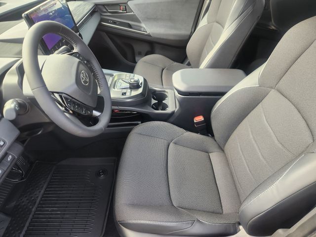 2026 Toyota C-HR SE Black at Community Toyota