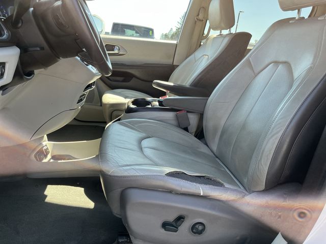 Used 2019 White Chrysler Touring L Plus image 15
