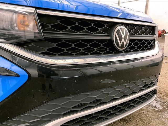 2022 Volkswagen Taos 1.5T SE  at Subaru and VW of Moon Township